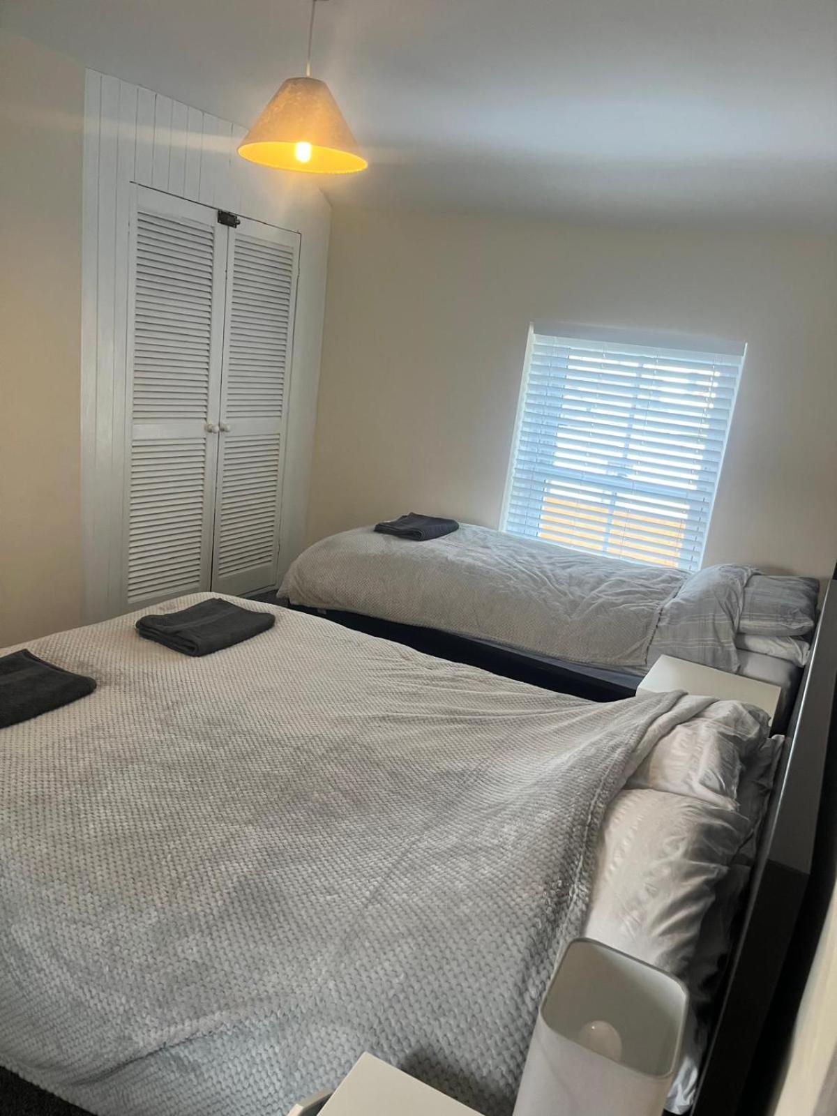 Rj S House Apartment Merthyr Tydfil Ngoại thất bức ảnh